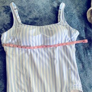 Time and Tru swimsuit 2x